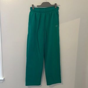 Alo yoga sweatpants